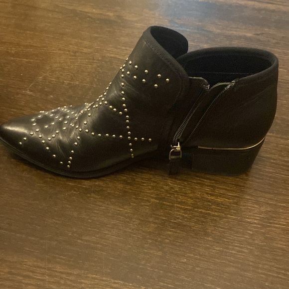 Booties with studs - Picture 5 of 5